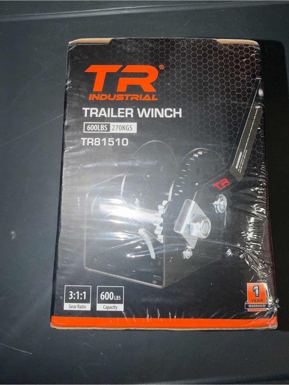 Black and Orange Trailer Winch - 600 lbs Capacity